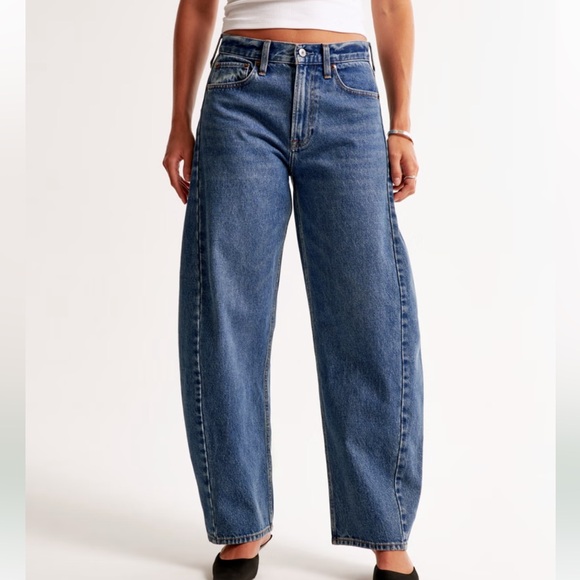 Abercrombie & Fitch Denim - Abercrombie Mid Rise Barrel Jean